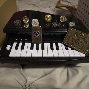 Masonic Rings / great deal masonic rings belt buckle / clip mixed lot take all